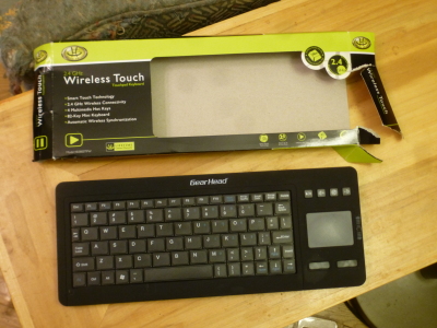[Gearhead keyboard out of its package]
